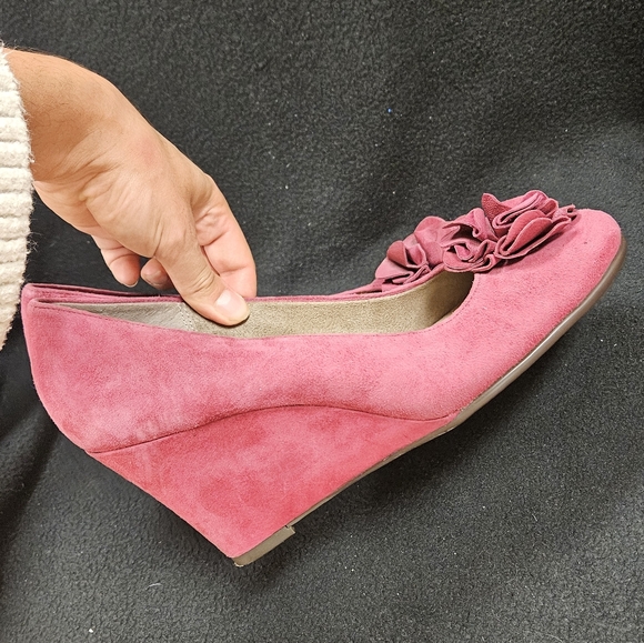 Aerosoles pink wedges in suede material - Picture 4 of 6